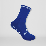 Fussballsocken in blau mit rutschfesten Gumminoppen in Kreuzform für besseren Halt in allen Sportarten.
